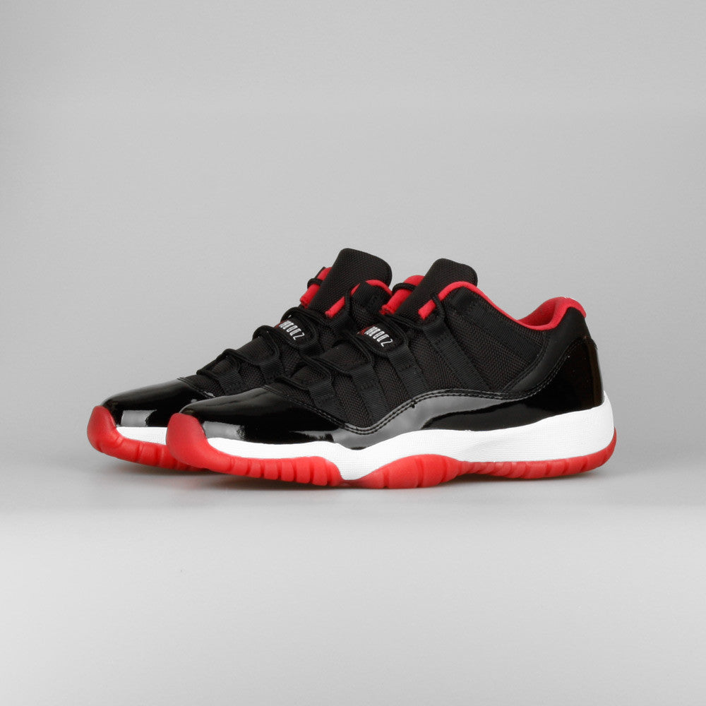 nike air jordan 11 low