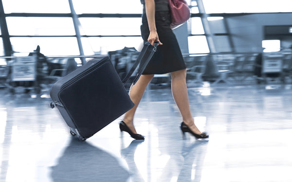 How to Weigh Your Luggage, Even Without a Scale (Guide)