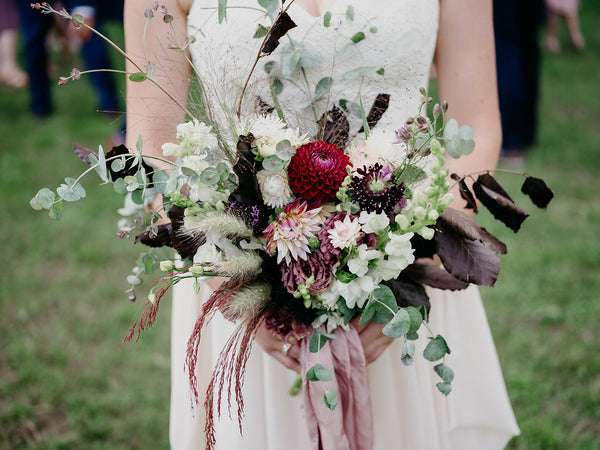 Lauren & Steve - Wedding at Bliss Ridge Farm | Bridal Bouquet | Tallulah Ketubahs