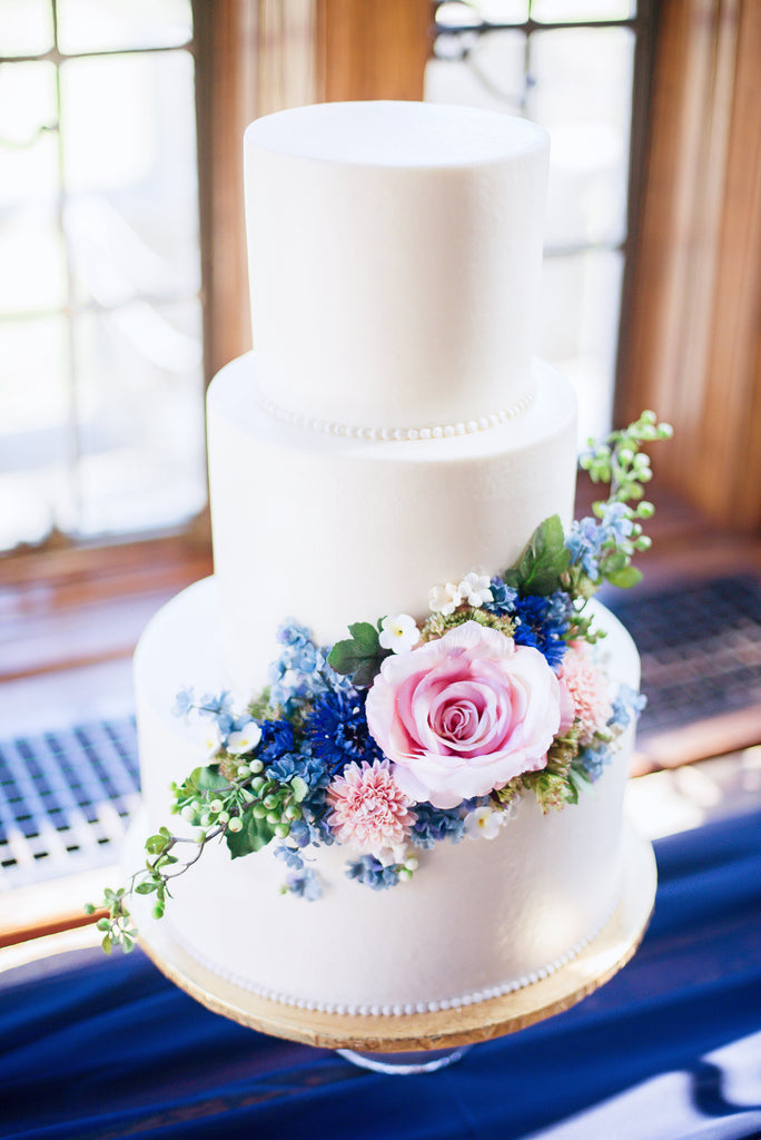 My Favorite Things Styled Shoot at the Merion Tribute House | Wedding Cake | Tallulah Ketubahs