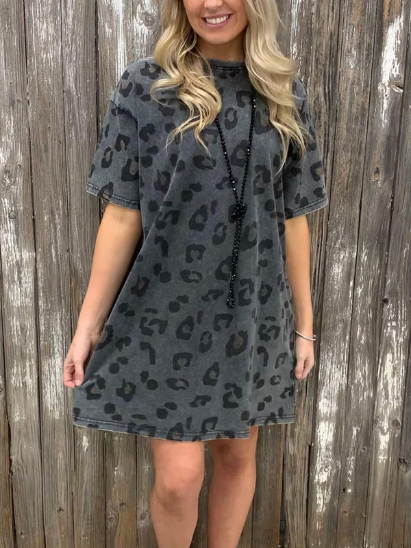 Women's Dresses Loose Leopard Print Crew Neck Short Sleeve Dress - MsDressly