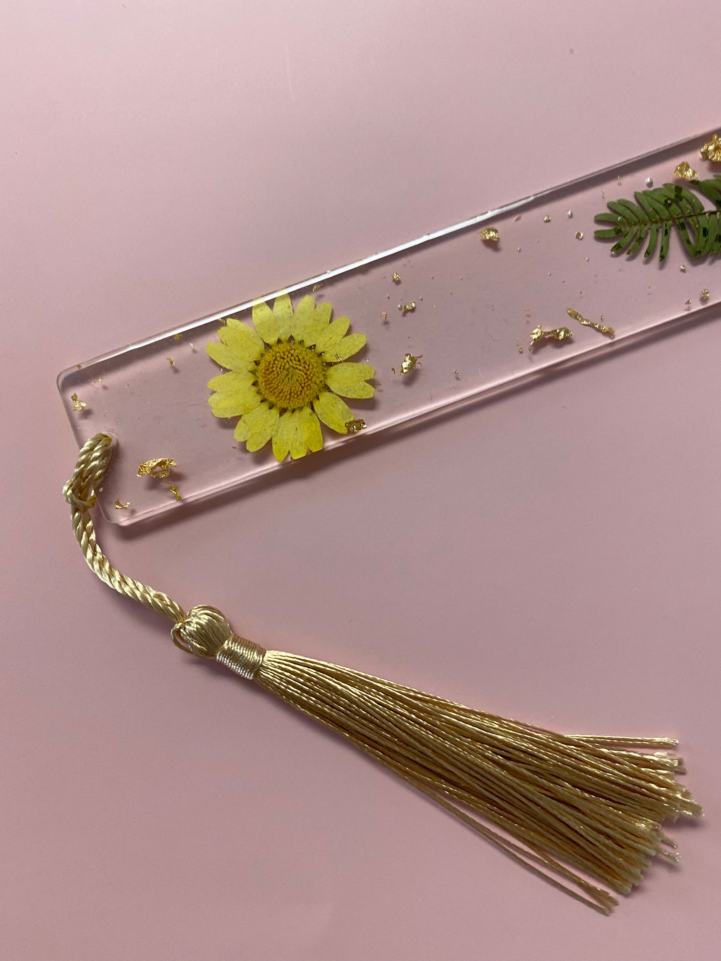 The Flower Power Bookmark