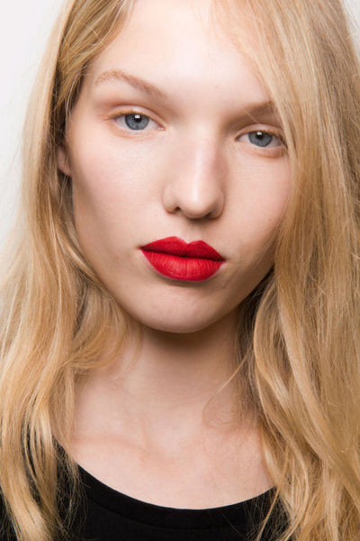 Bold lips 2017 makeup trends