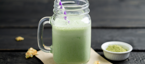 Yummy Power Green Matcha Smoothie