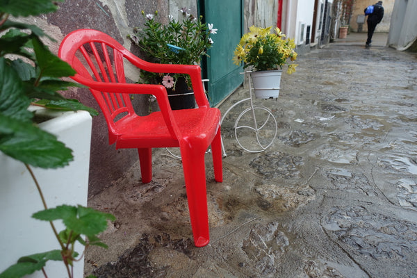 Positano red plastic chair