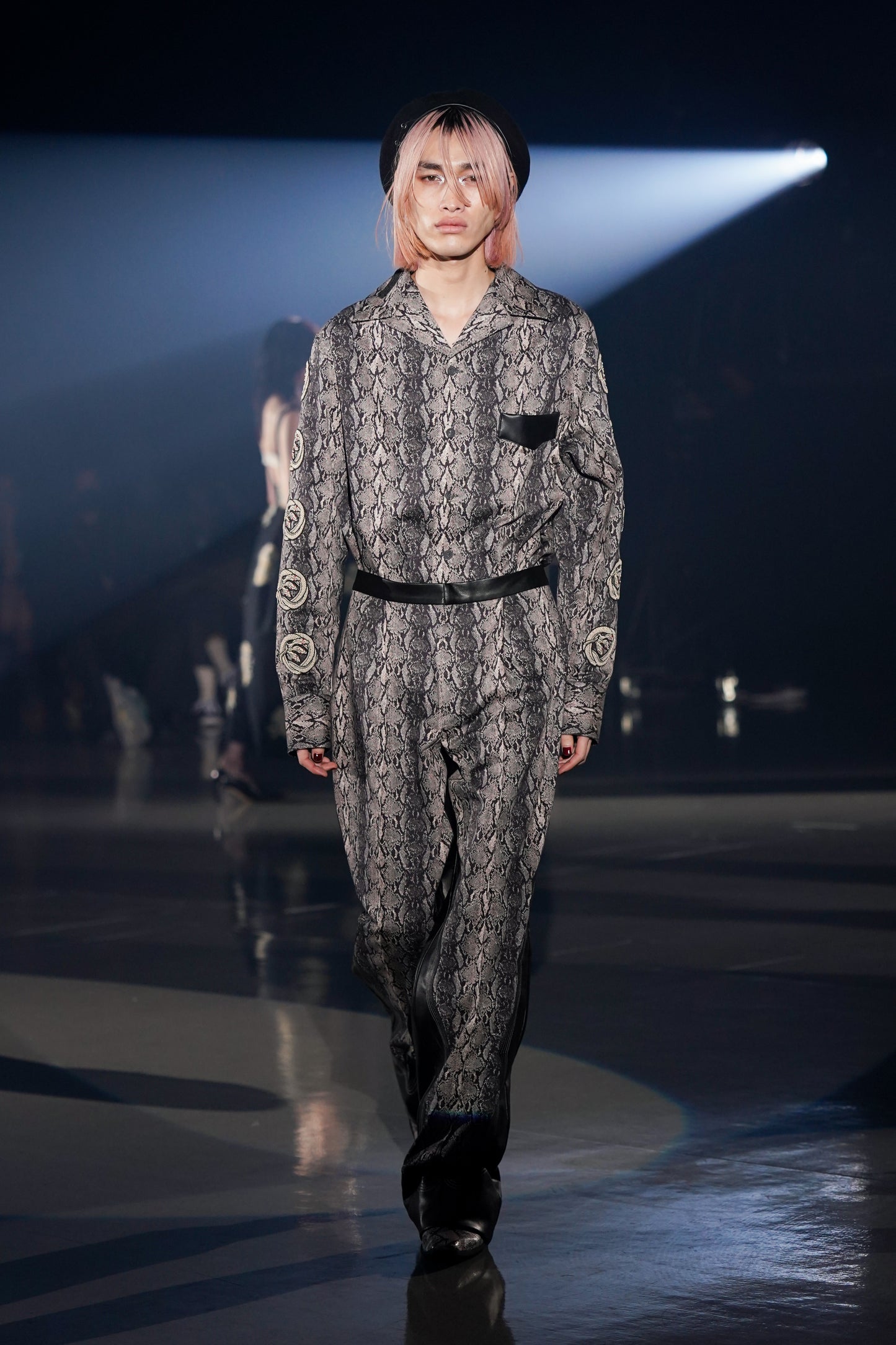 snake pattern faux leather pants【Delivery in January 2023】