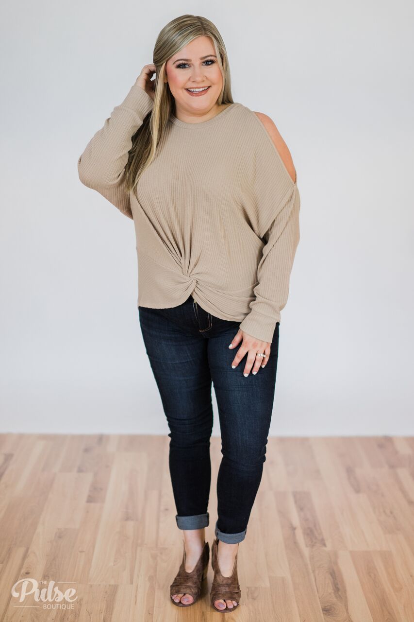Flattering Twist Cold Shoulder Top- Taupe Outfit
