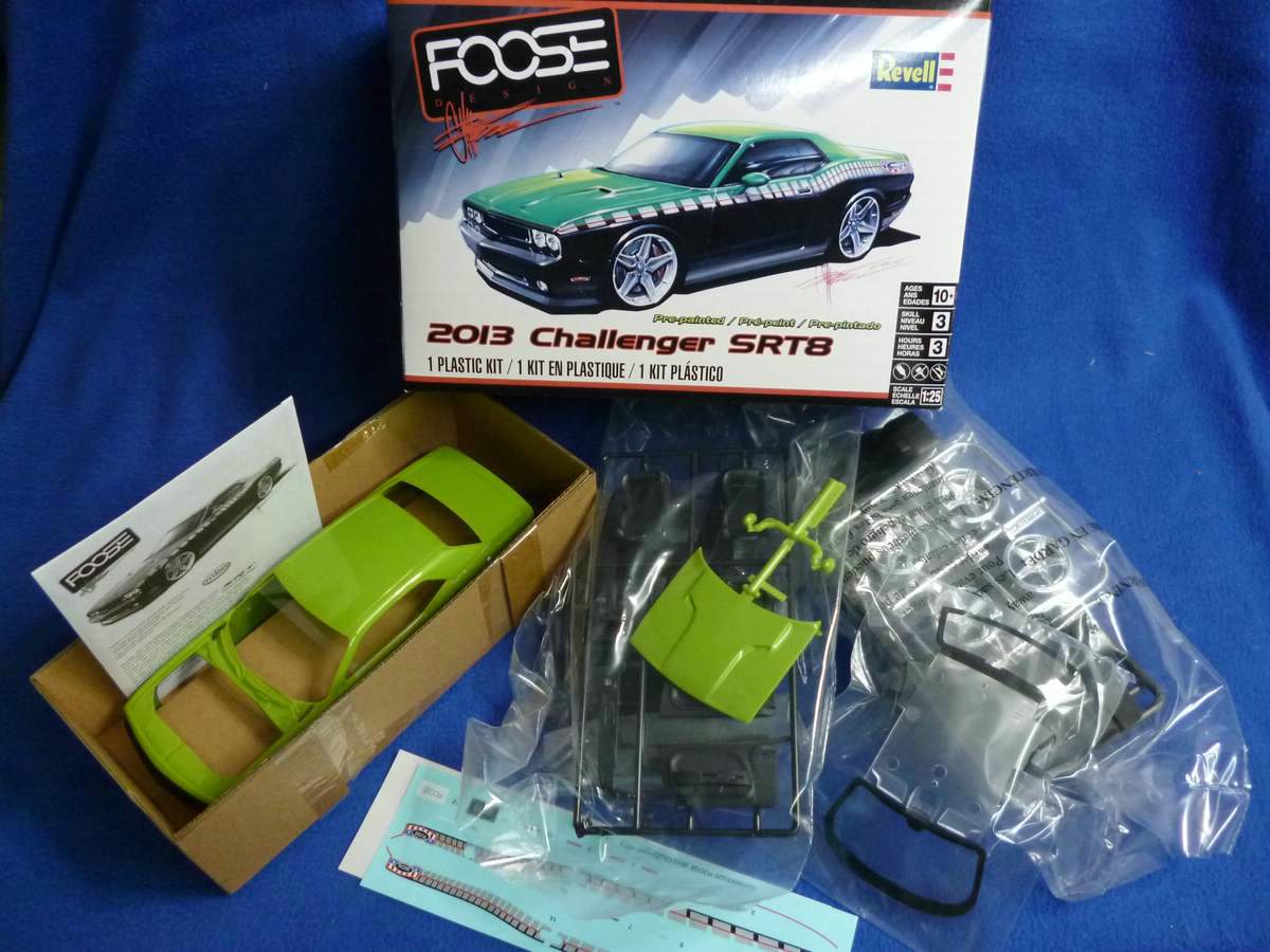 2013 Dodge Challenger SRT 8 Chip Foose 1:25 Revell USA 4398 new tool 2016 neu 