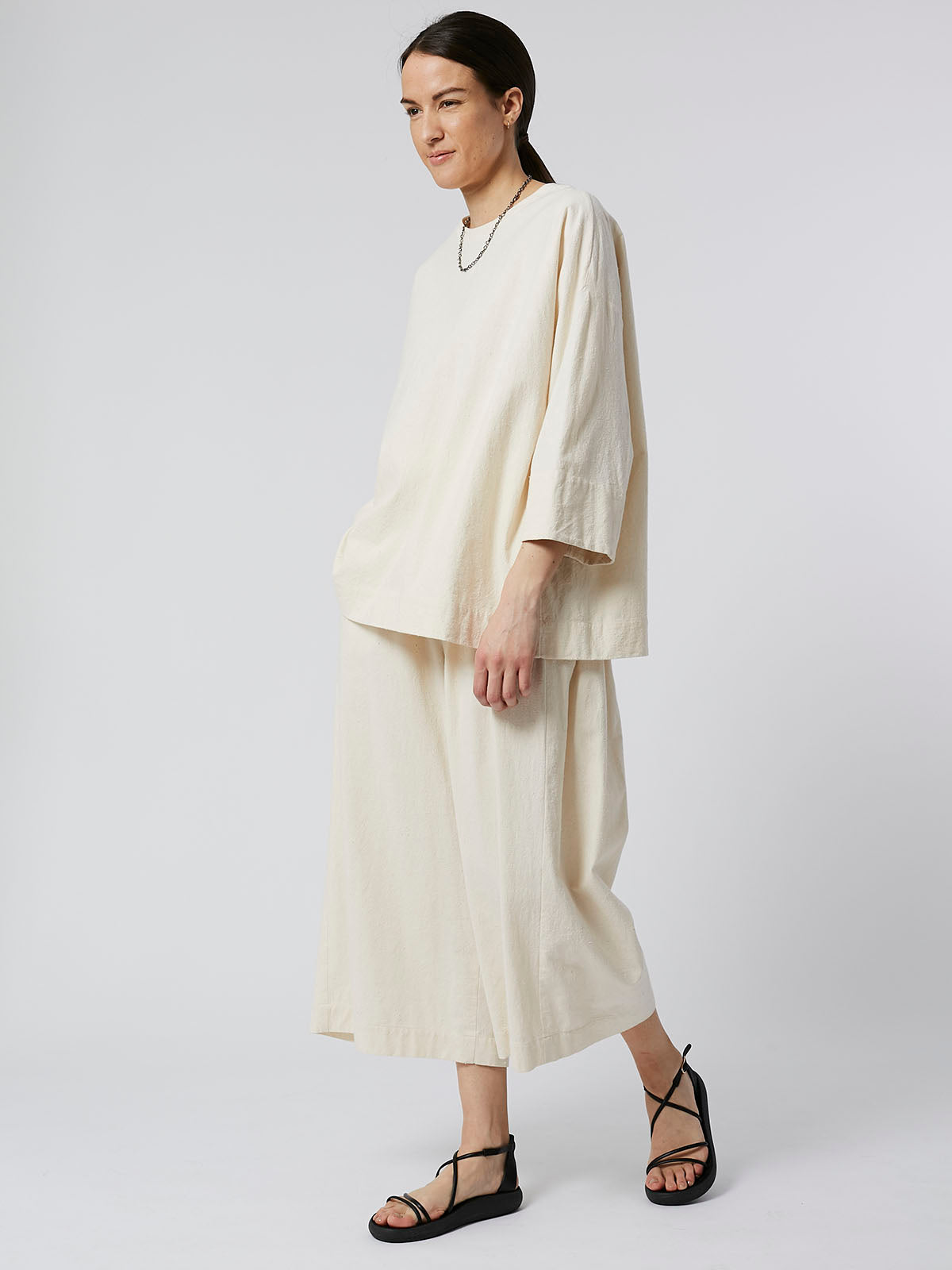 Back Tuck Easy Wide Pants in Shell Poud