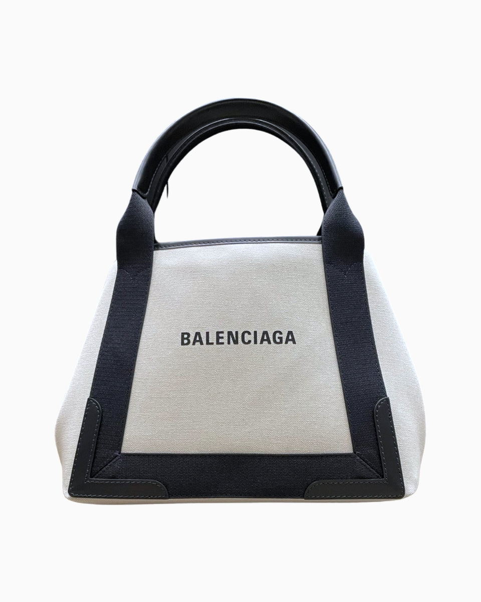 indlæg underholdning Studiet Balenciaga Small Cabas Tote Bag – FUTURO