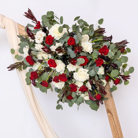 always red arch decor roses mini calla 