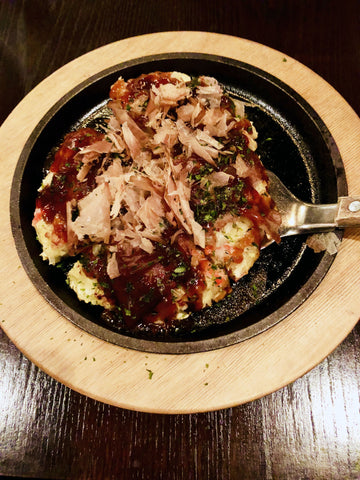 okonomiyaki in restaurant
