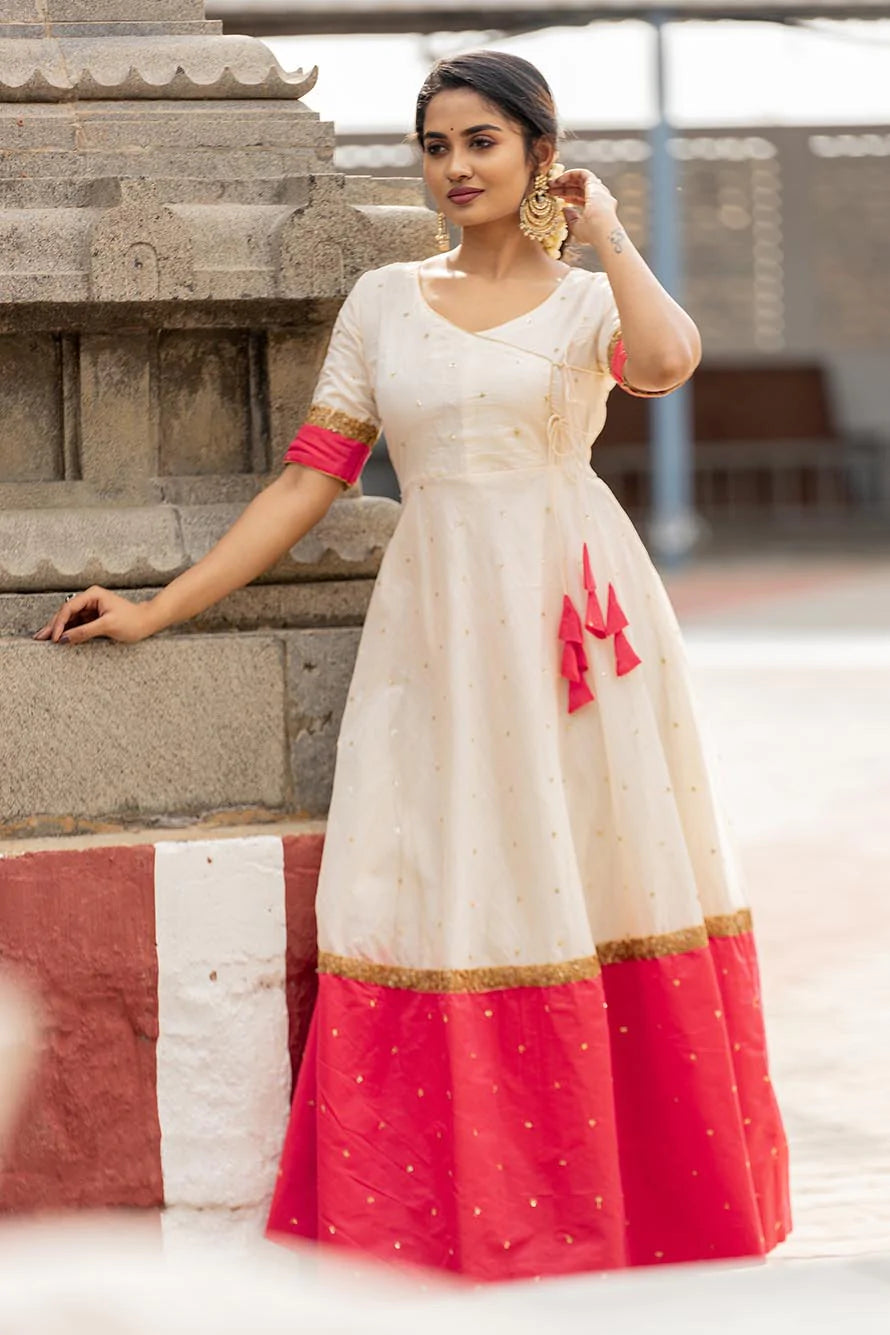 Kayalvizhi Ivory And Orange - EK
