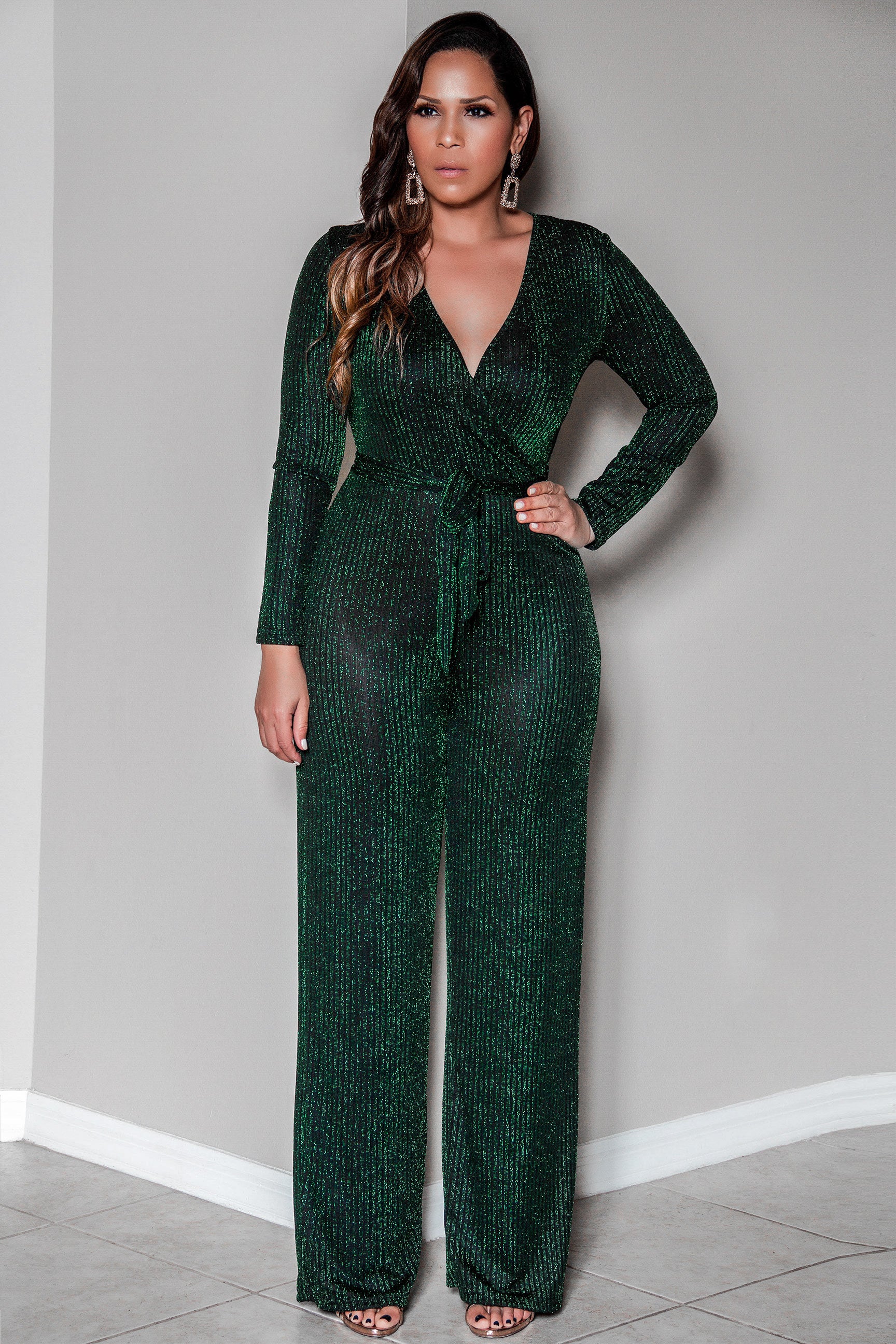 cocktail jumpsuit with sleeves