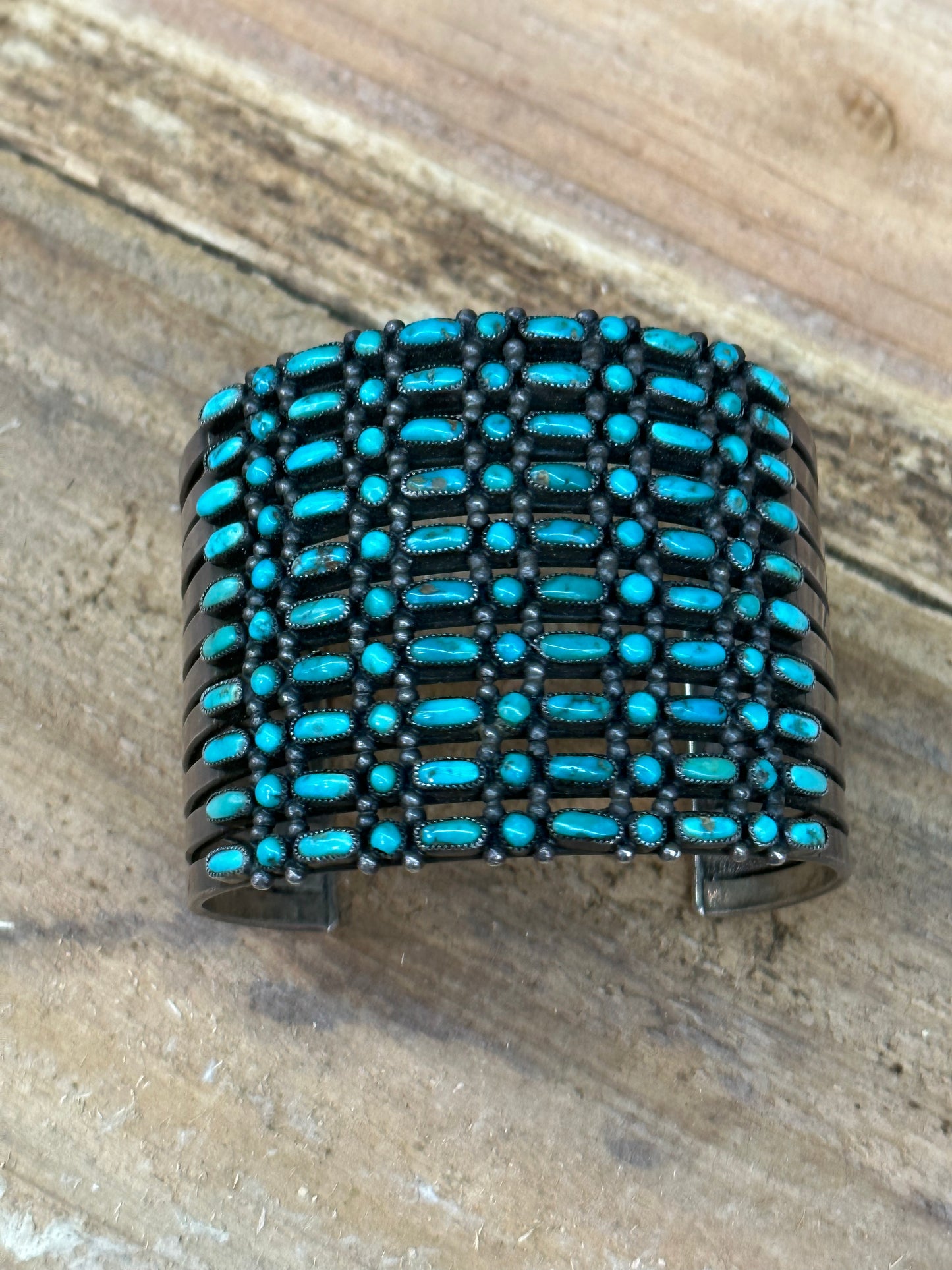 Vintage 10-Row Bisbee Turquoise Bracelet Dot-Dash Style Zuni