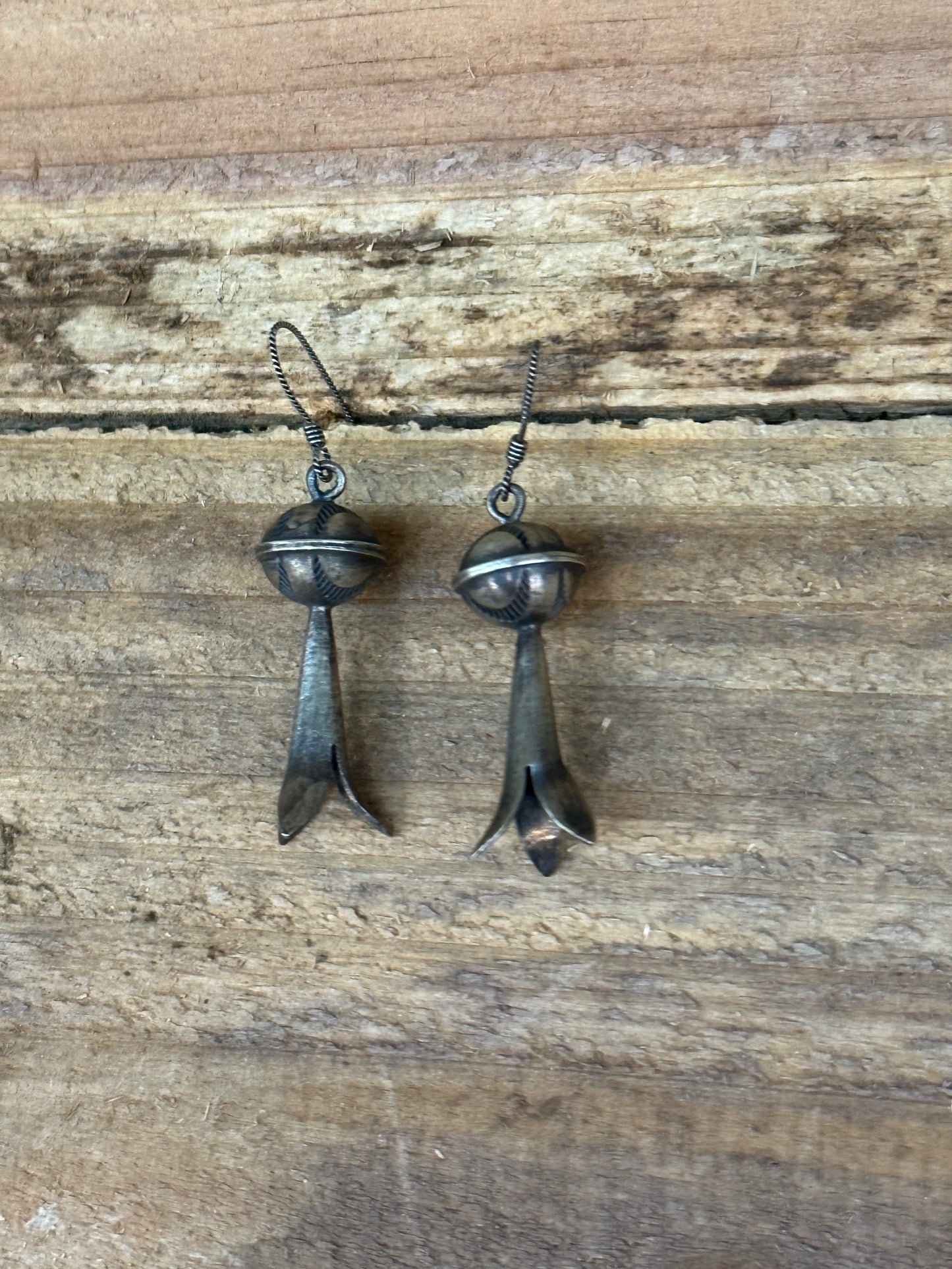 Vintage Navajo Pearl Blossom Earrings