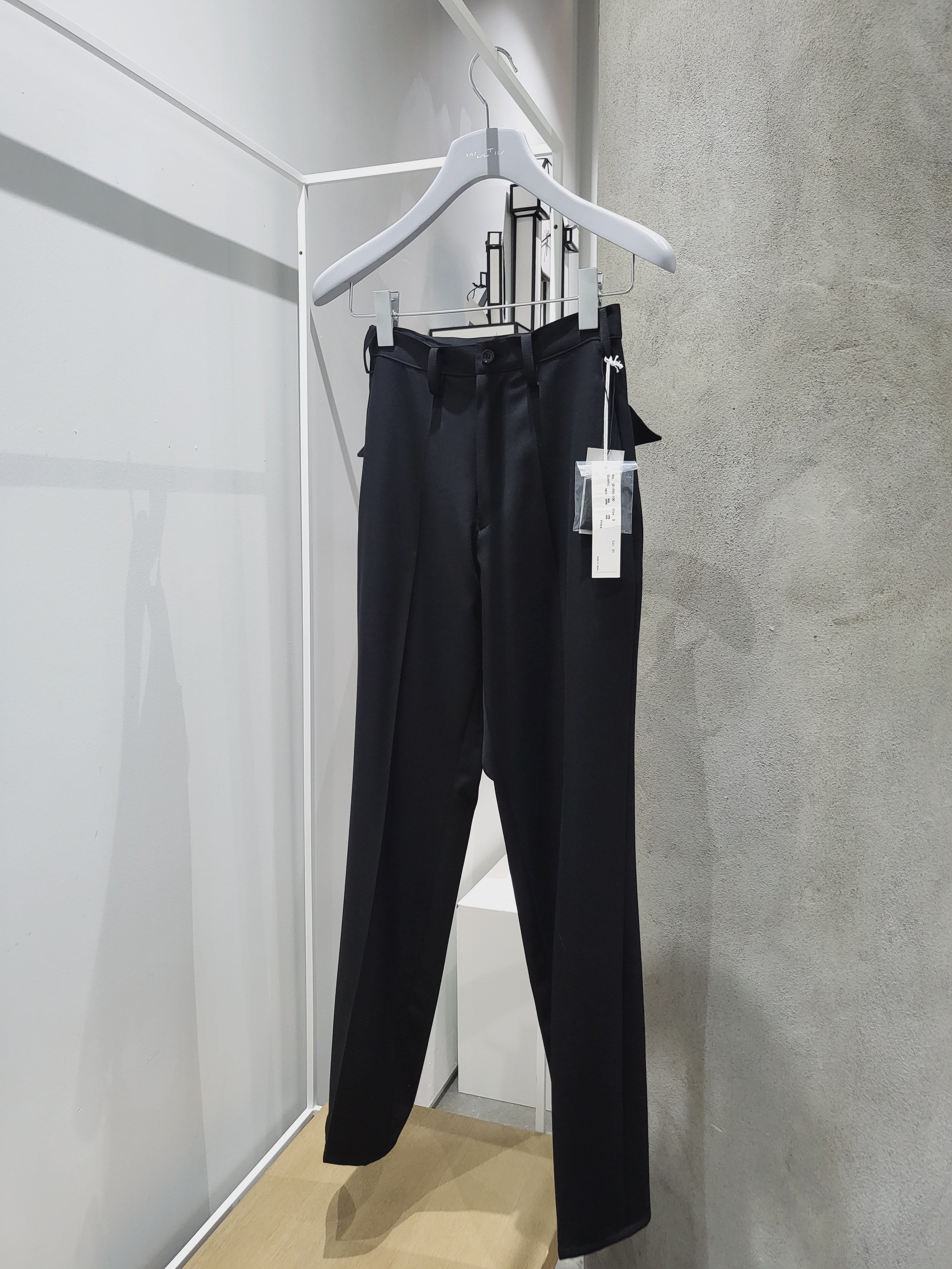 変革のパワーを授ける・願望成就 sulvam CENTER PIPING PANTS - スラックス