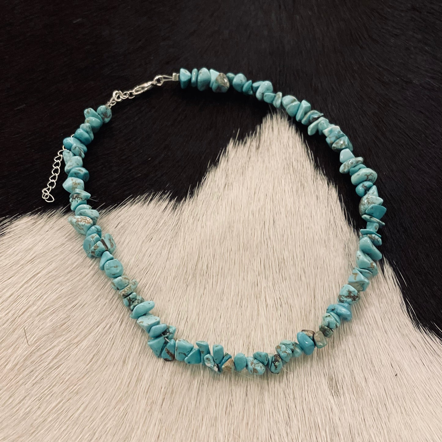 Turquoise Chipped Choker