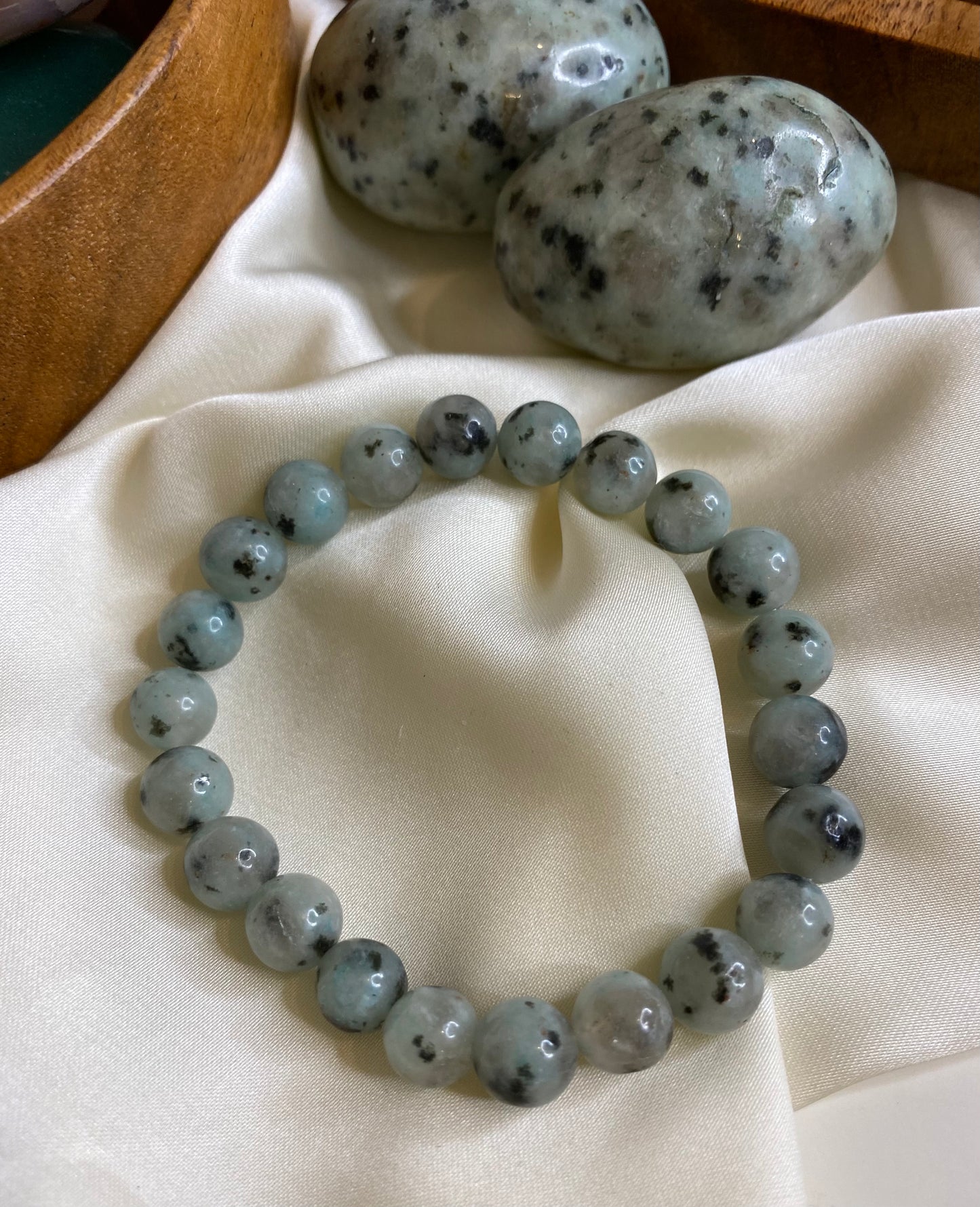 Kiwi jaspis armband