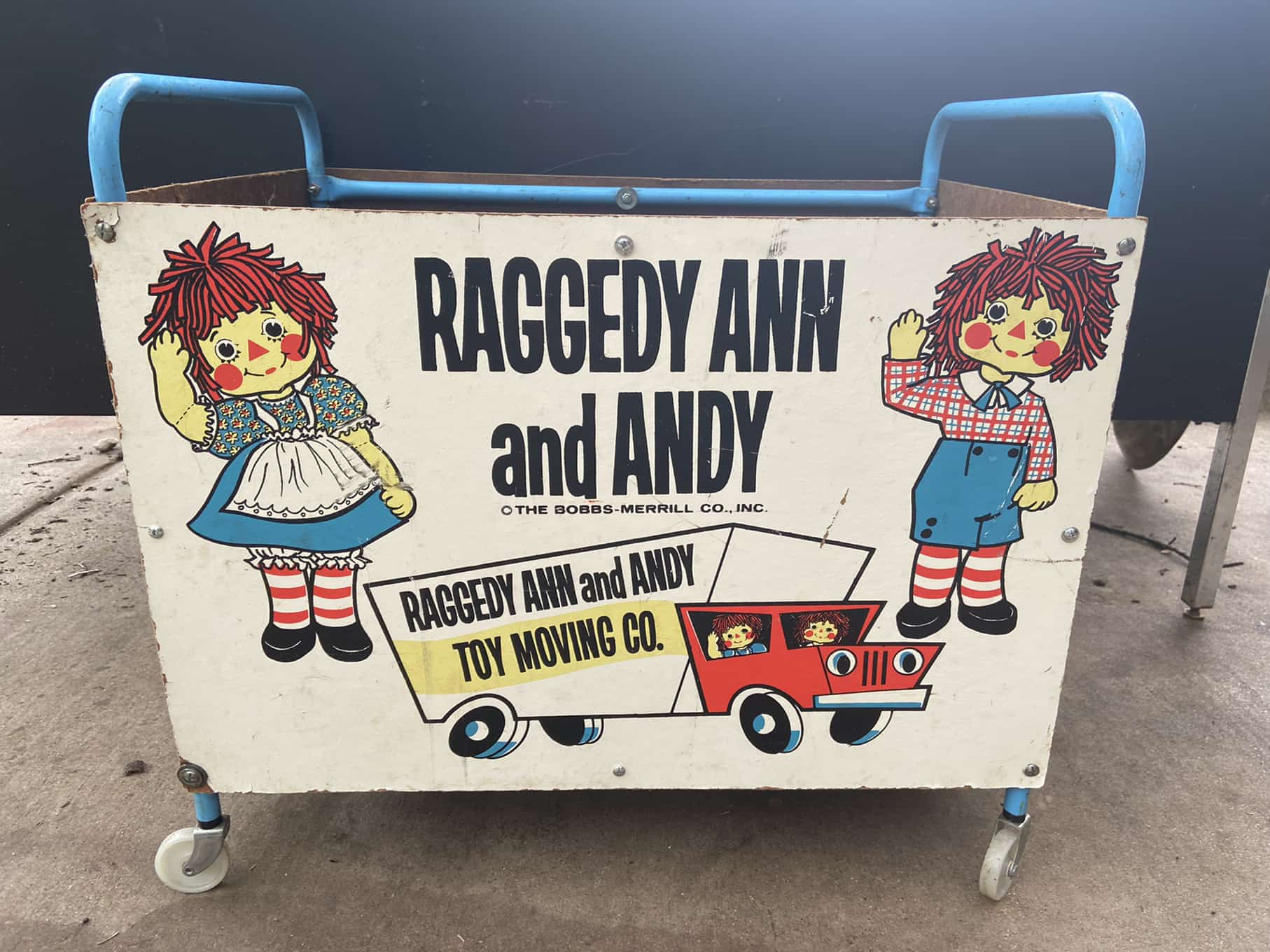 raggedy ann and andy toy chest