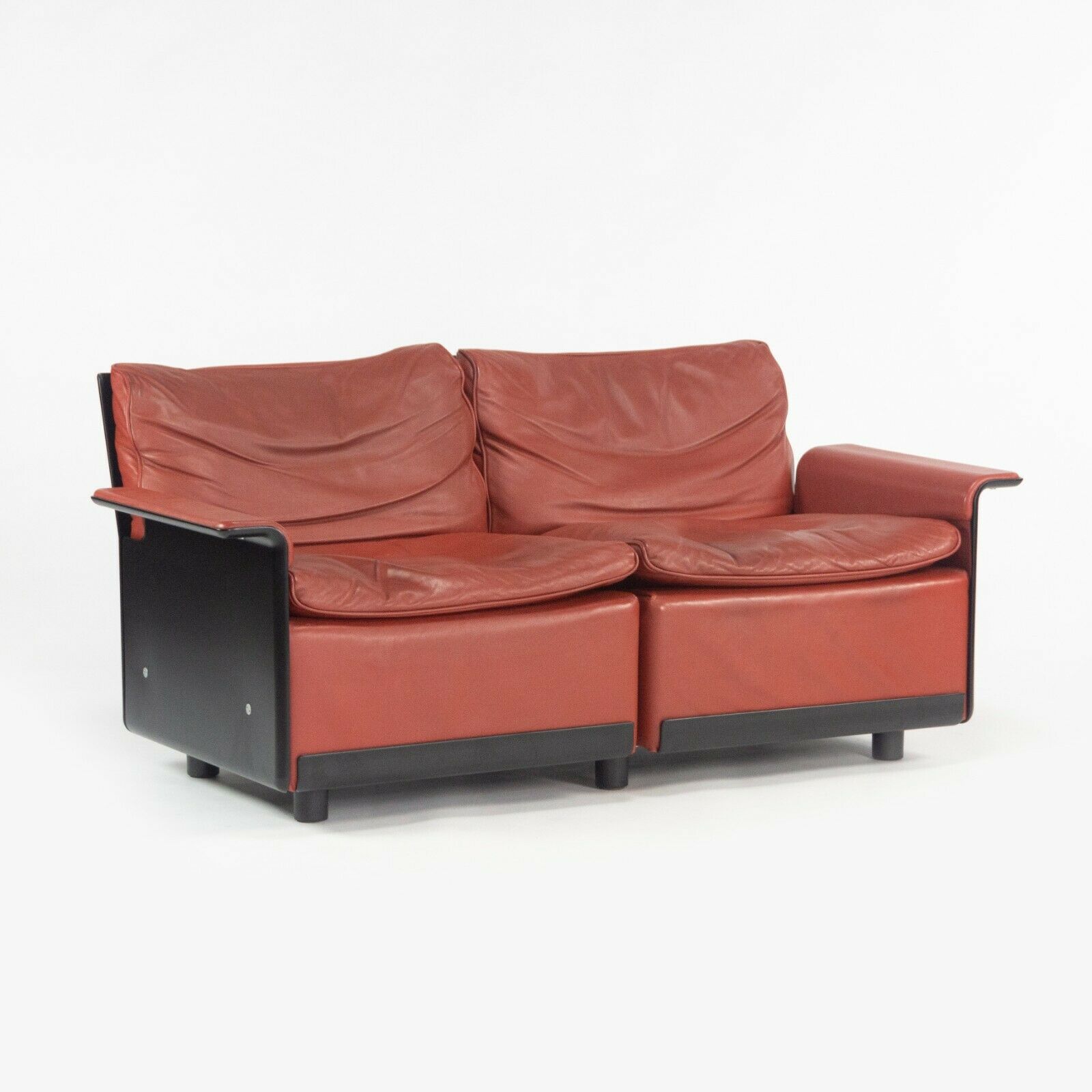 doel Barry Staat 1980s Vintage Dieter Rams for Vitsoe 620 Red Leather and Black Two Seat  Settee – Rarify