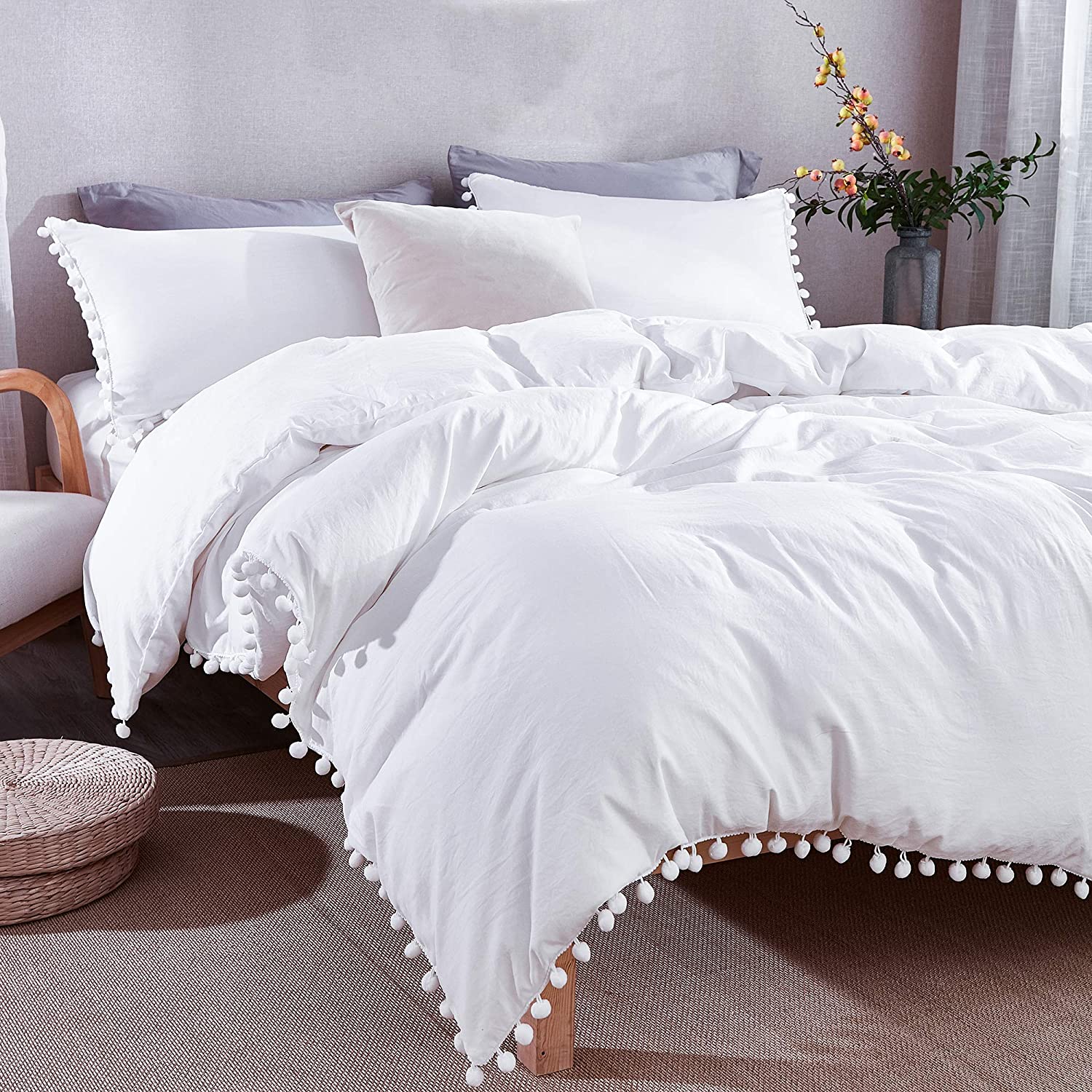 white fringe quilt cover