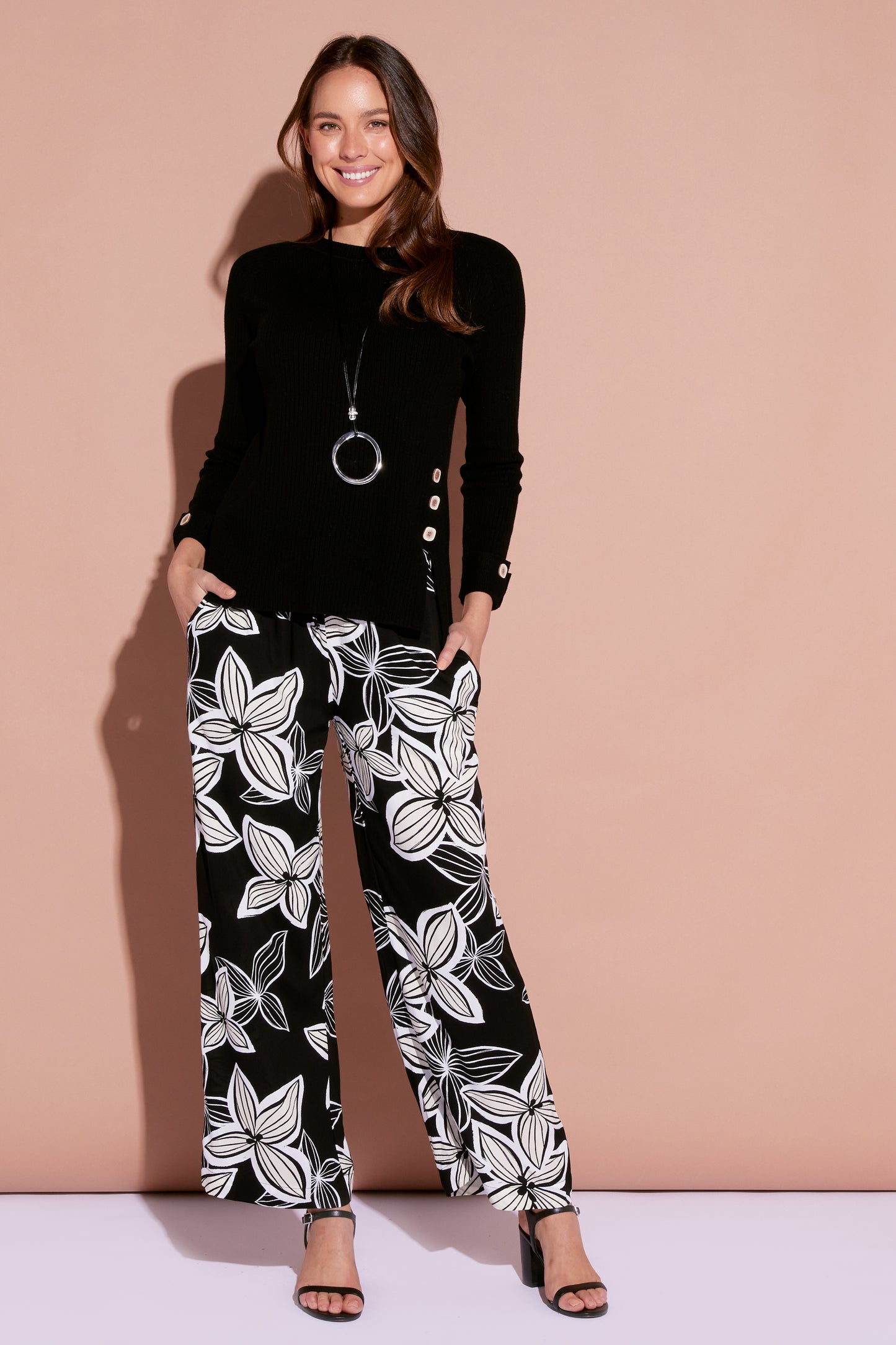 Brinne Pants - Black Flower