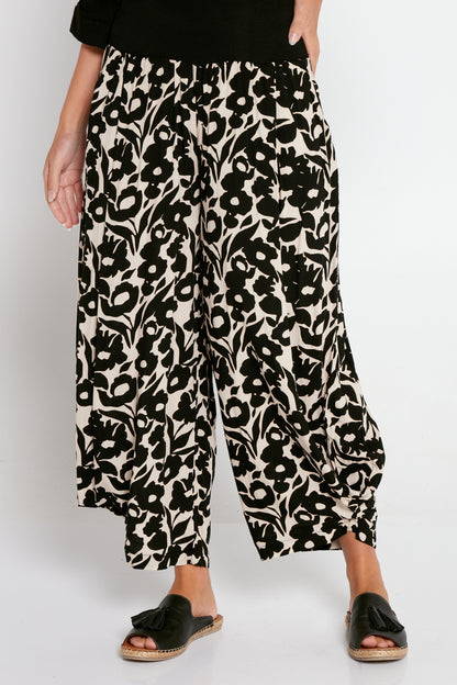 Xari Pants - Black Cream Print