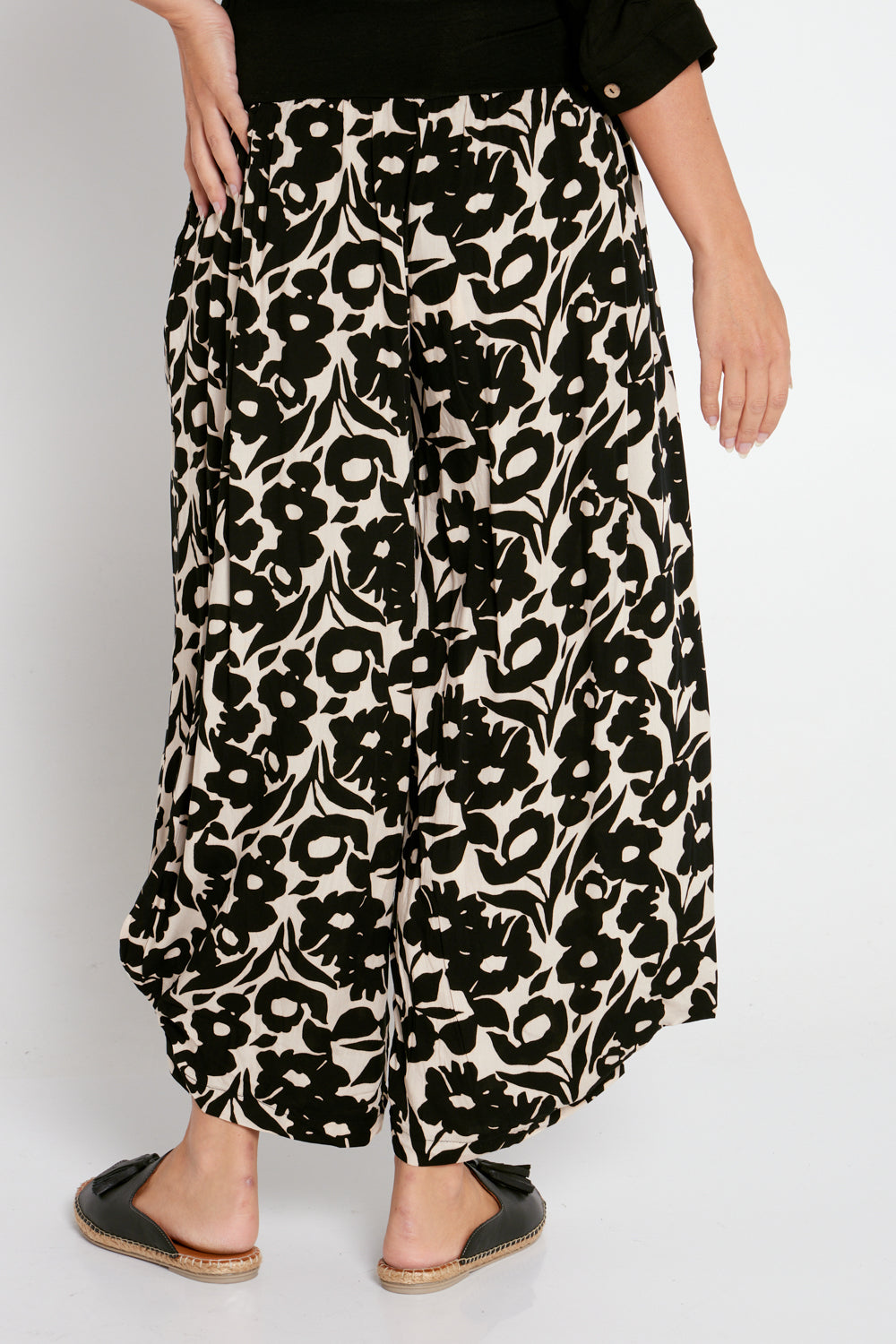 Xari Pants - Black Cream Print