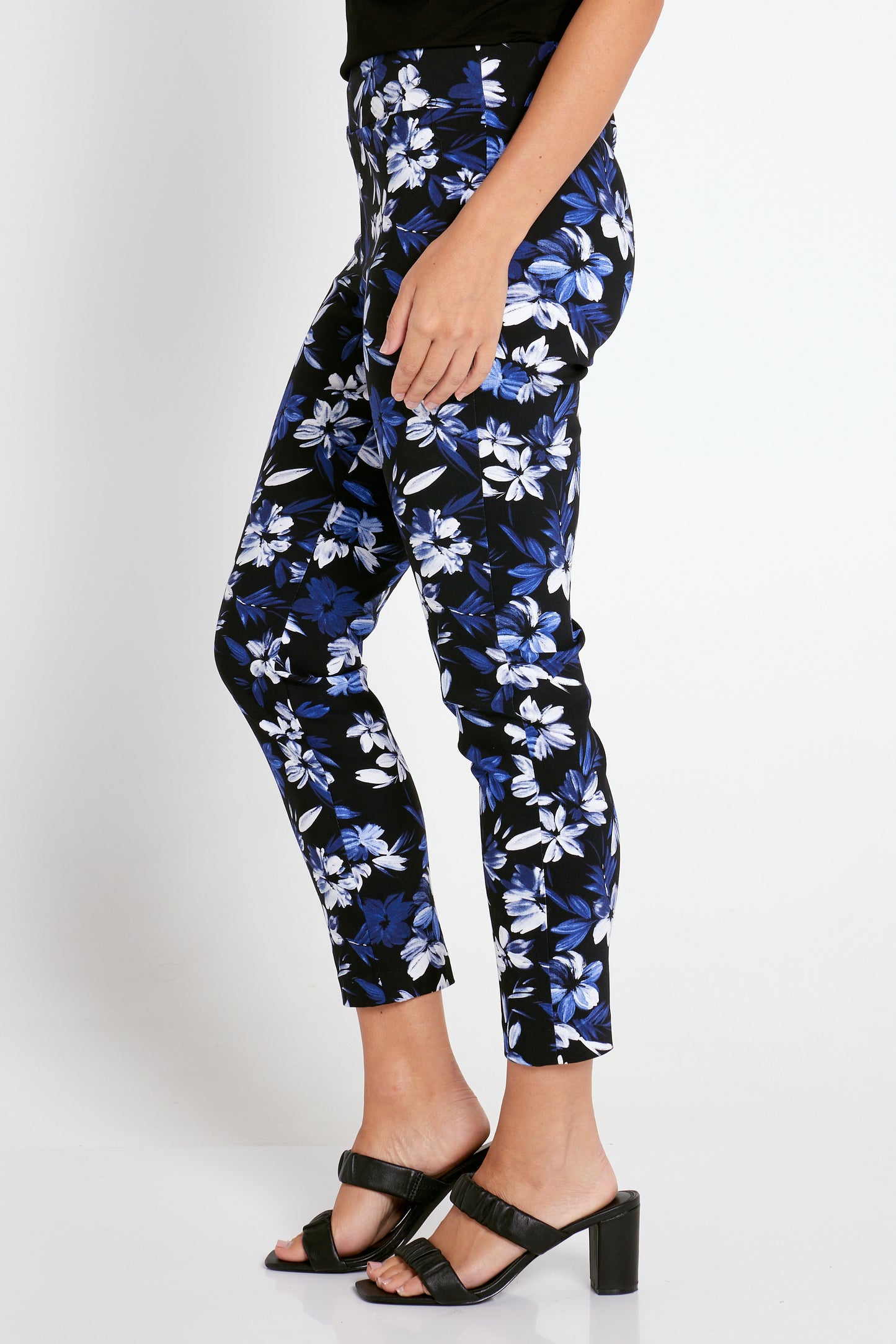 Rhythmic Pants - Black/Navy Floral