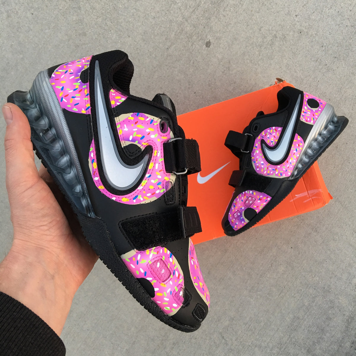 Imitación Ejecutante Rebotar Custom Painted Nike Romaleos 2 Sprinkle Donut Theme For Serious Gainz – B  Street Shoes