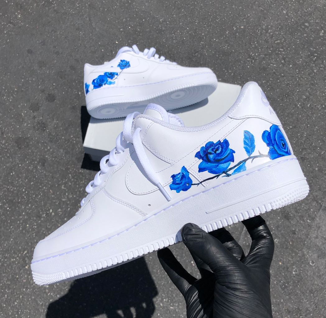 Delicate Blue Rose Design Nike Air 