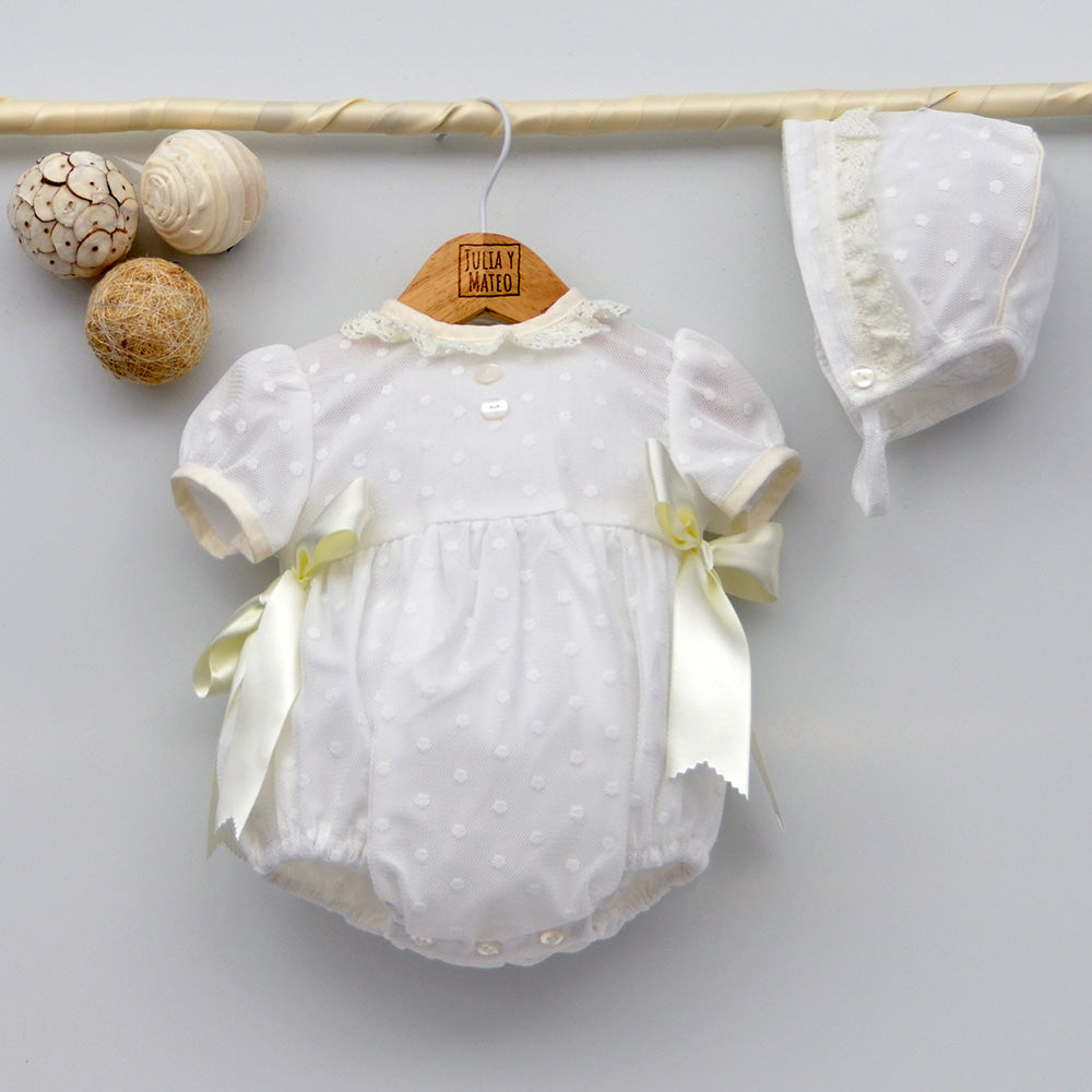 Pelele bebé con capota para bautizo | Moda de Bebe Online – JuliayMateo