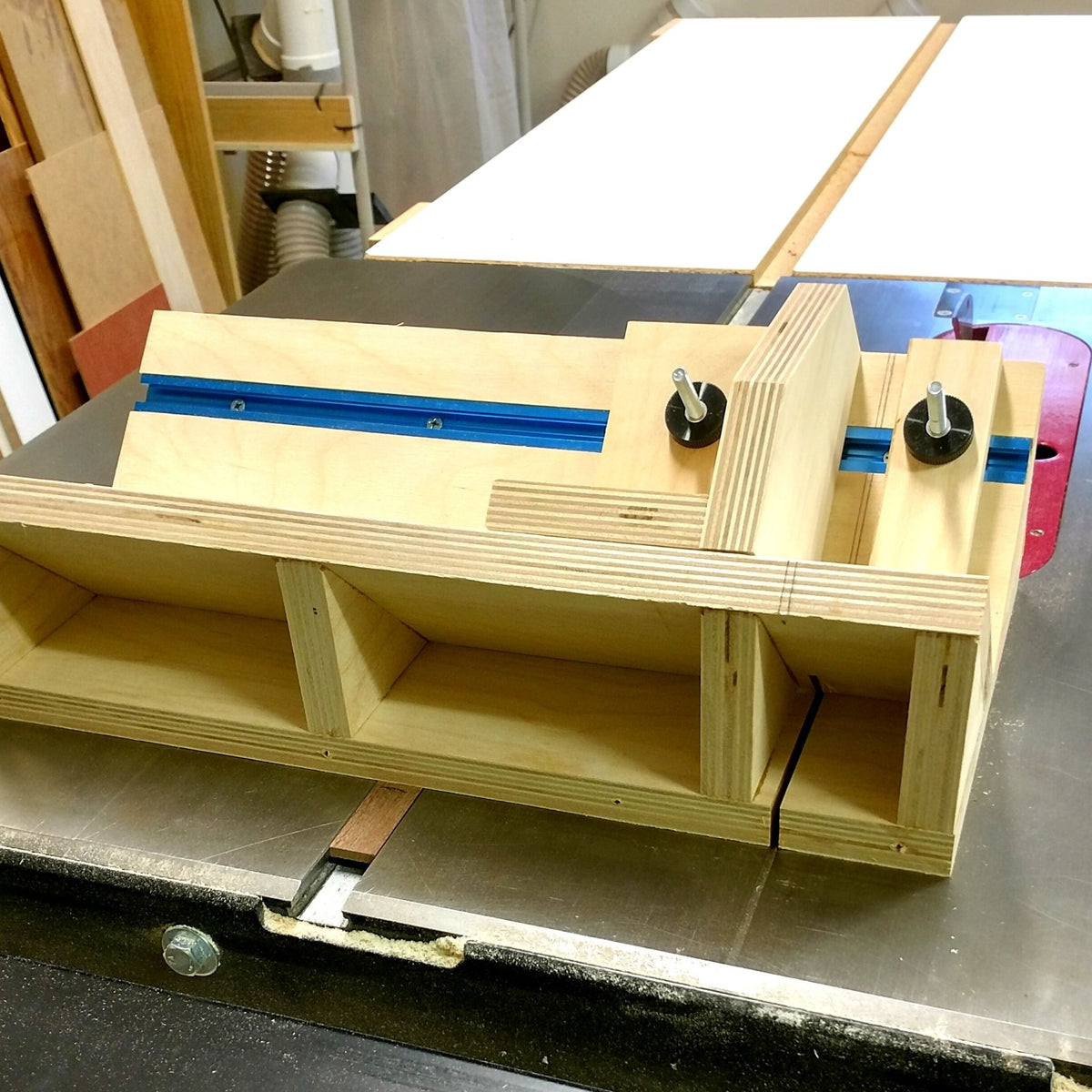 How to Make a Spline Jig for Picture Frames