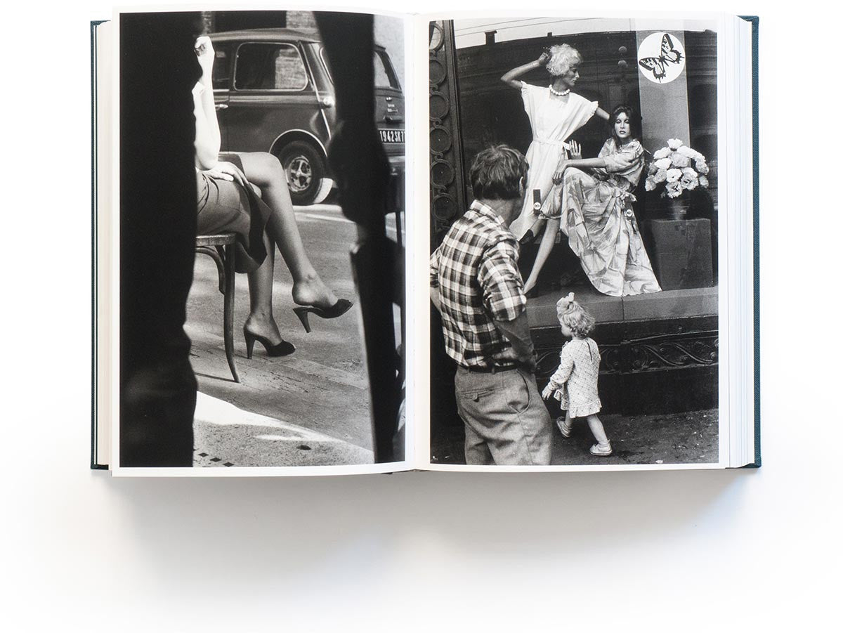 Elliott Erwitt Snaps Collector's Edition with Signed Book