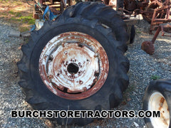 Oliver 440 tractor wheels 