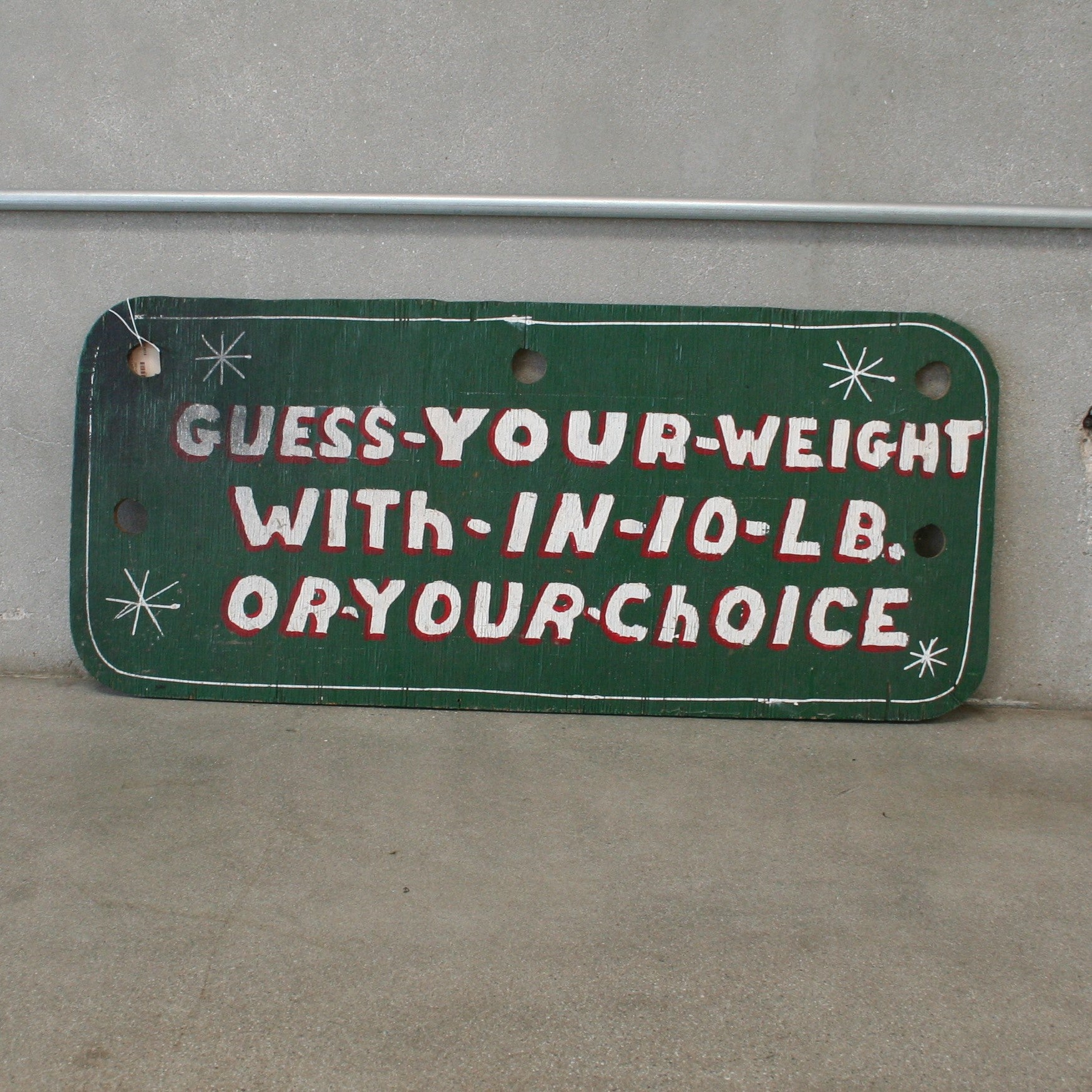 Guess Your Weight Sign – UrbanAmericana