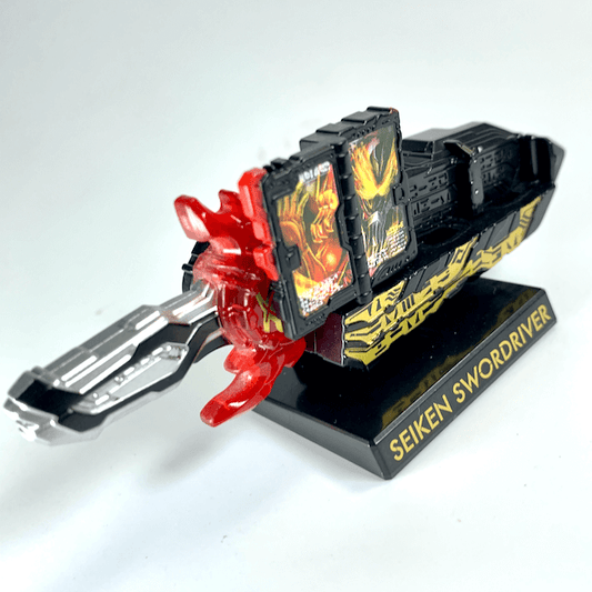 Hyper Detail Gear Kamen Rider 3: 01. Seiken Swordriver Kamen Rider Saber Ver. | CSTOYS INTERNATIONAL