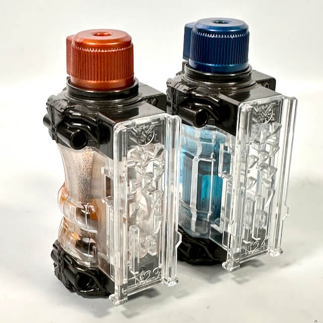 [LOOSE] Kamen Rider Build: DX Beetle Camera Full Bottle Set | CSTOYS INTERNATIONAL