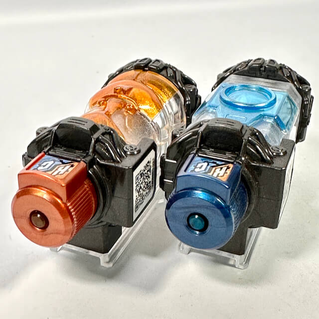 [LOOSE] Kamen Rider Build: DX Beetle Camera Full Bottle Set | CSTOYS INTERNATIONAL