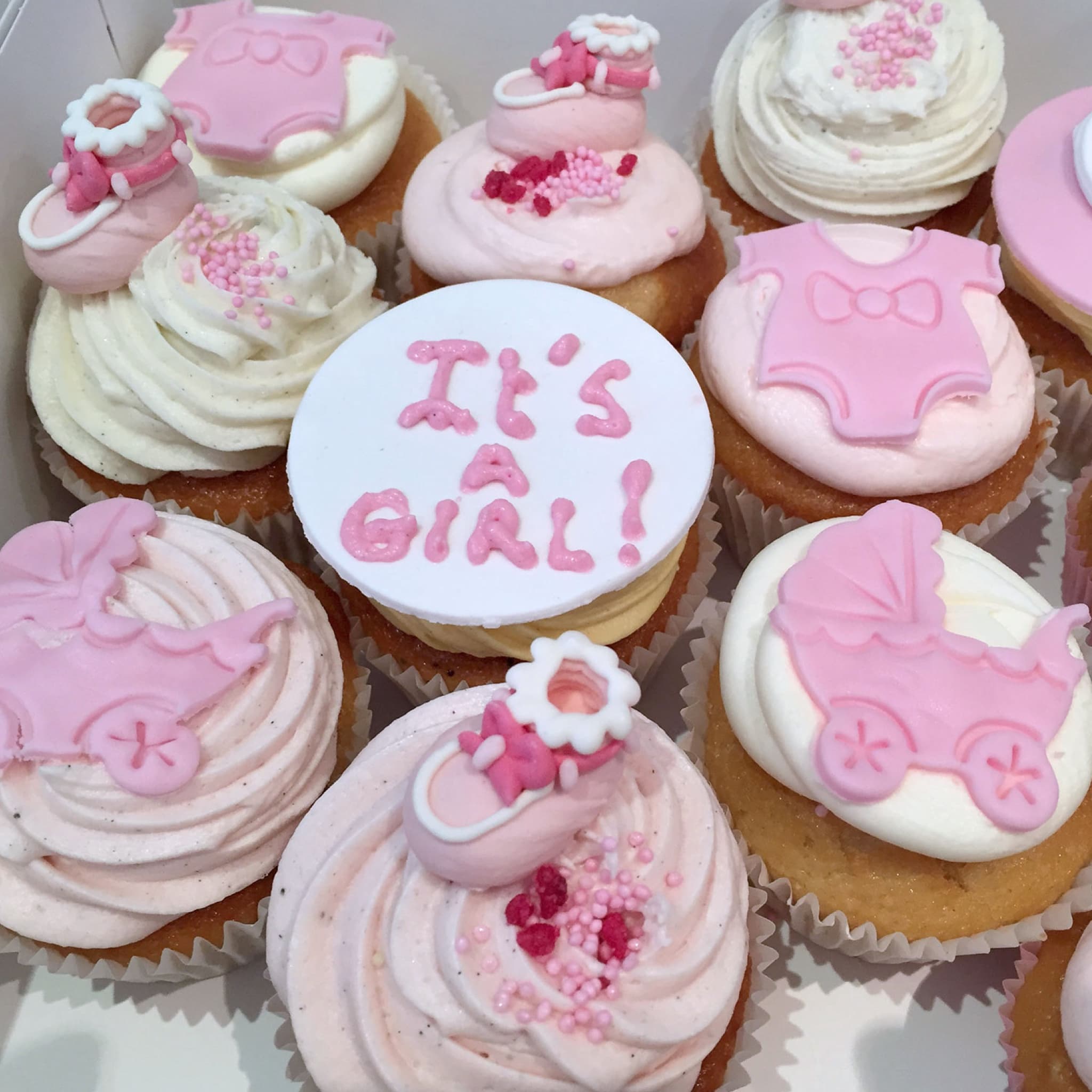 It's a Girl" Shower Cupcake Darling's