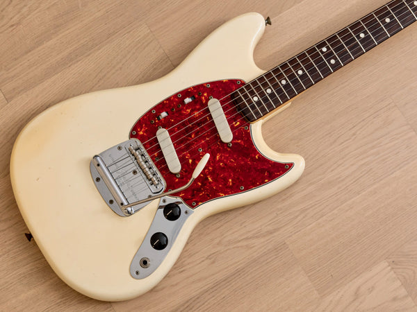 有名なブランド Fender mustang Olympic White 1981年 エレキギター