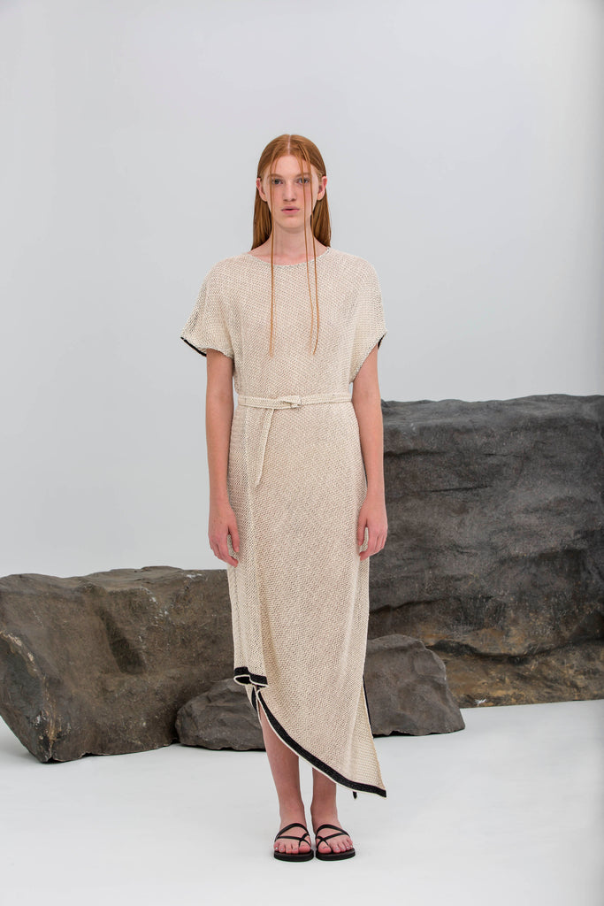 Rhié spring 2016 lookbook - Belted Asymmetric Dress