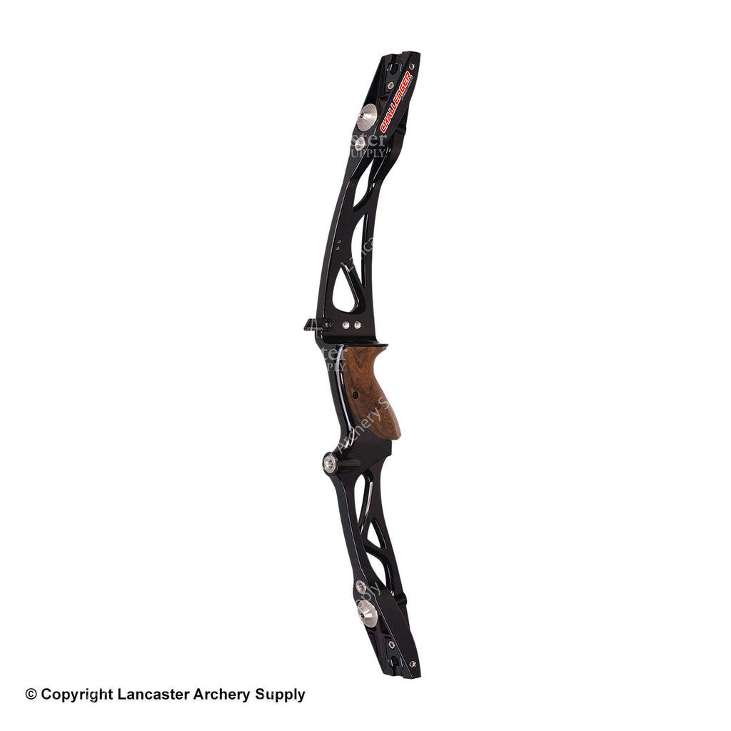 Cover Image for Achieving Precision and Accuracy with Infitec Challenger 25" ILF Recurve Riser: A User's Experience
