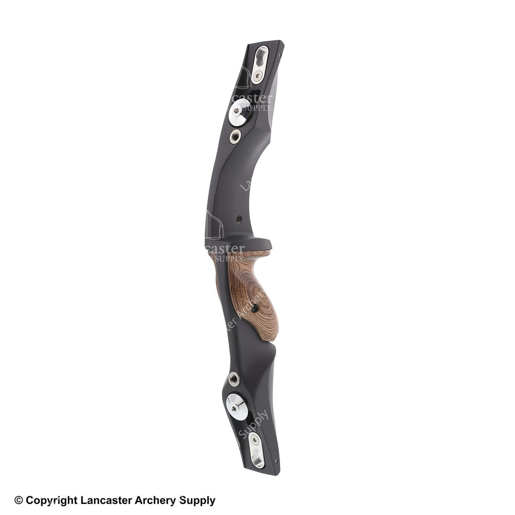 Cover Image for Maximizing Your Archery Potential with the Galaxy Salvo 17" ILF Recurve Riser: A Review of the Top-Notch Gear