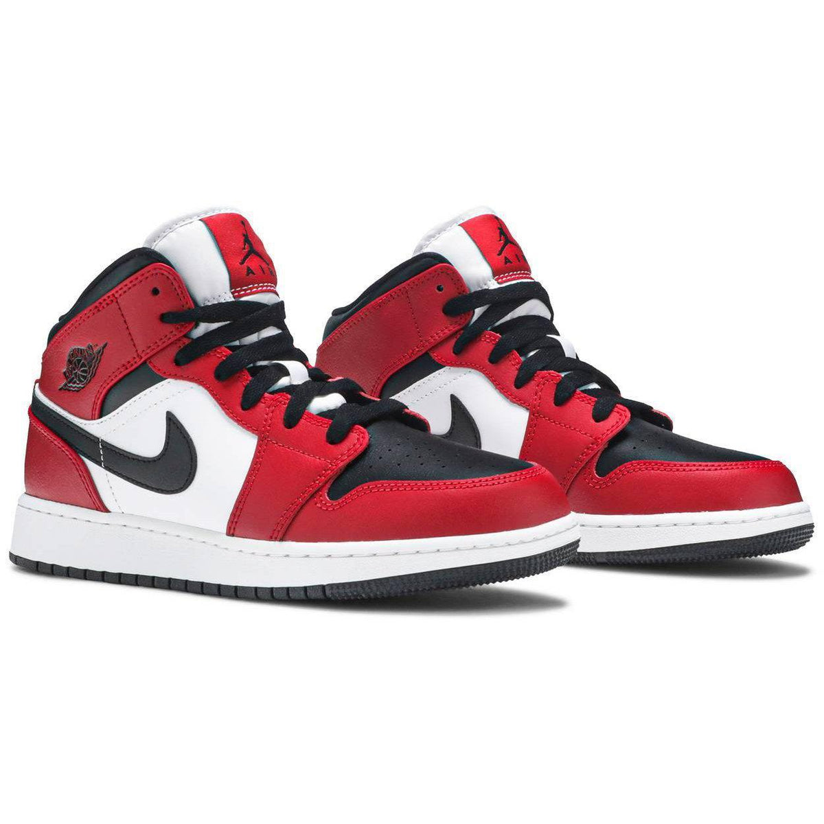 chicago black toe mid jordan 1