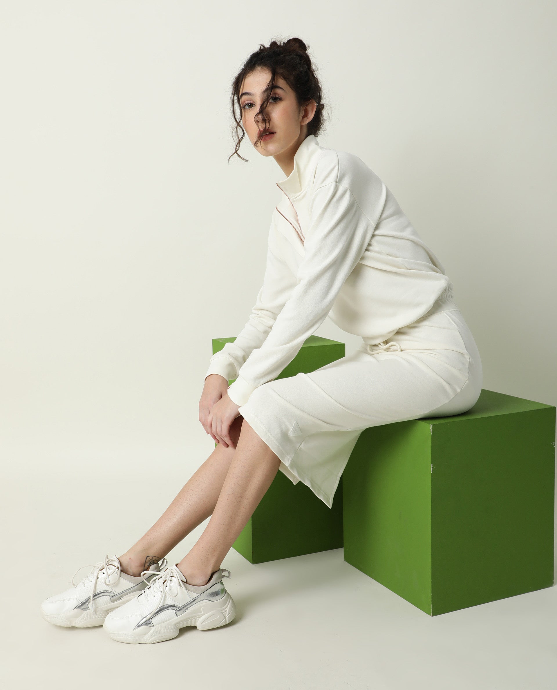 FUDGE-1- PLAIN STRAIGHT FIT MID LENGTH WOMEN'S SKIRT - OFF WHITE