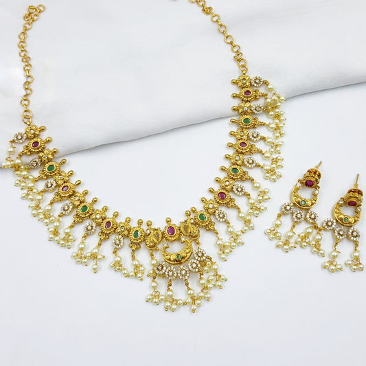 Stylish Floret Designer Pearls Short Necklace