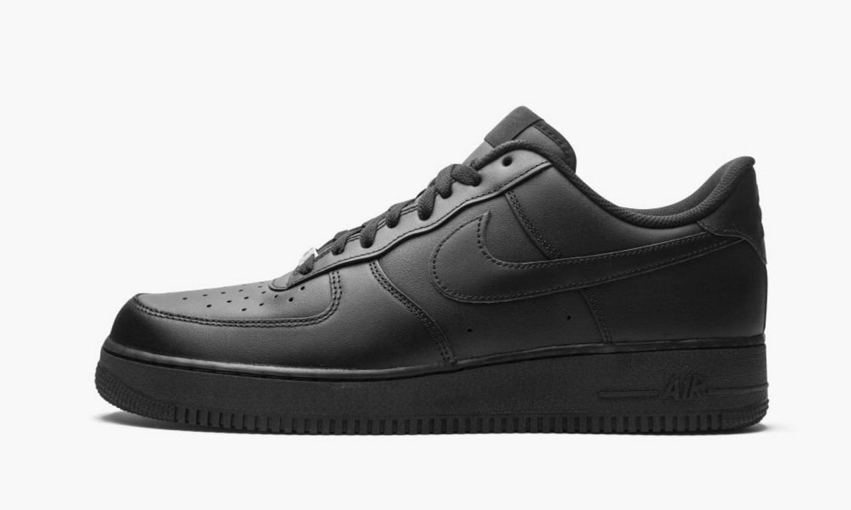 Sygdom vækst magasin Nike Air Force 1 Black | The Sneaker Store