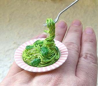 Amazing Jewelry Ring 21 - Mystery Green Spaghetti Ring